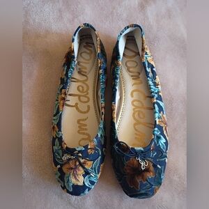 Sam Edelman Felicia Baltic Navy Floral Velvet Ballet Flat Size 9